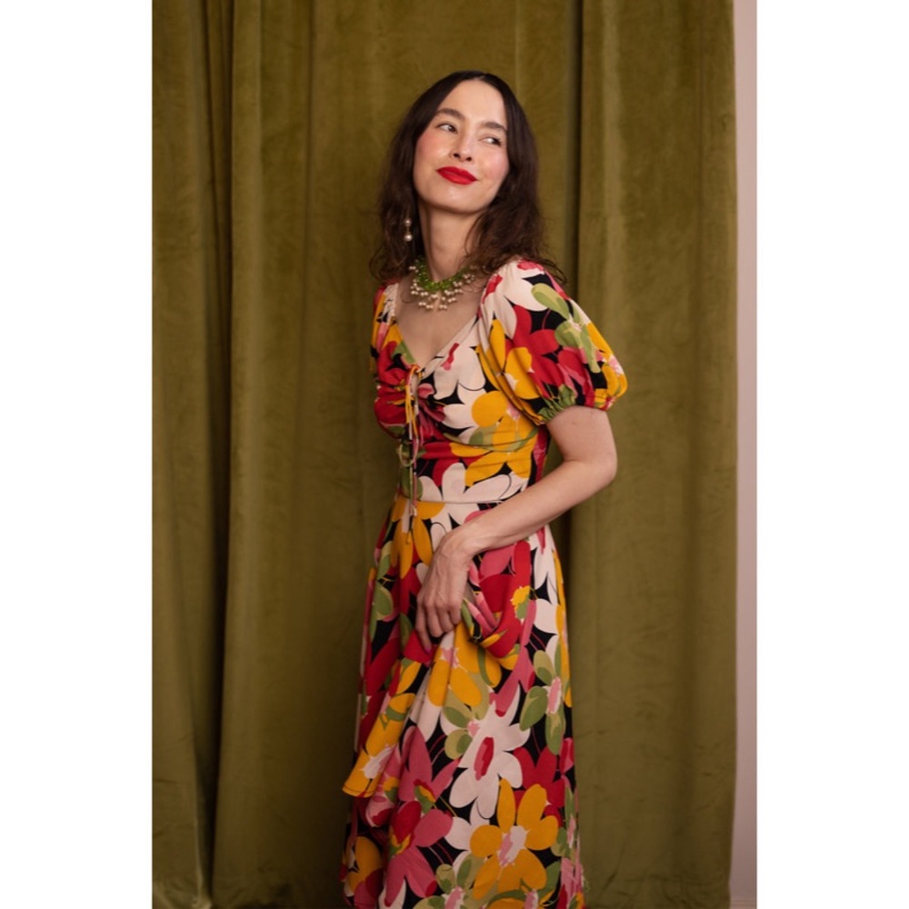 Puff Sleeve L’amour Dress - Flower Power - Picture 8 of 12